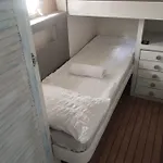 Mar Y Pepa بوتيل