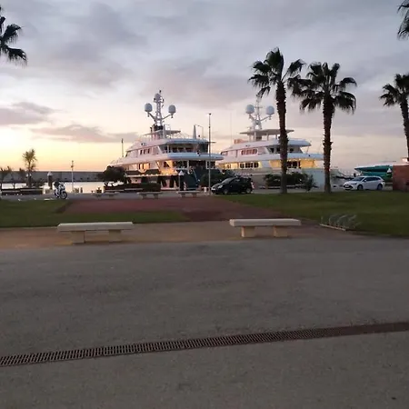 Botel Mar Y Pepa